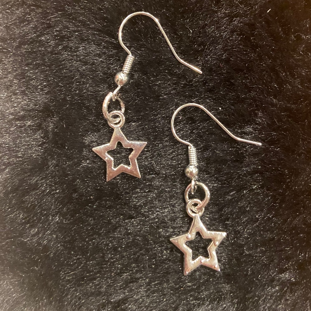 silver star earrings